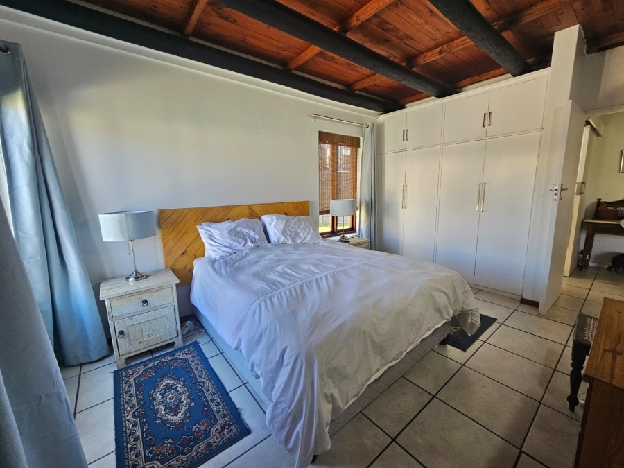 4 Bedroom Property for Sale in Stilbaai Wes Western Cape
